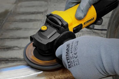 Can you sand or polish with an angle grinder?