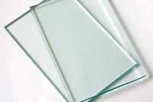 Сколько наждачной бумаги используется для полировки стекла?